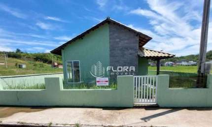 Casa com 2 dormitórios à venda, 67 m² por R$ 340.000,00 - Pindobas - Maricá/RJ