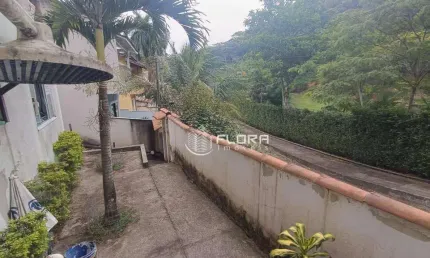 Casa com 3 dormitórios à venda, 170 m² por R$ 450.000,00 - Itaipu - Niterói/RJ