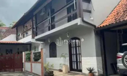 Casa com 2 dormitórios à venda, 150 m² por R$ 610.000 - Itaipu - Niterói/RJ