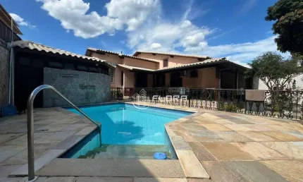 Casa com 3 dormitórios à venda, 240 m² por R$ 850.000,00 - Serra Grande - Niterói/RJ
