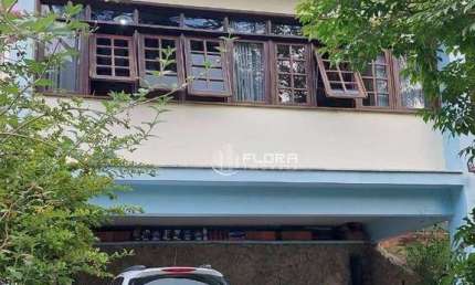 Casa com 3 dormitórios, 179 m² por R$ 950.000 - Vila Progresso - Niterói/RJ