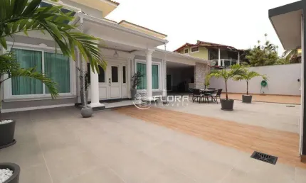 Casa com 5 dormitórios à venda, 420 m² por R$ 3.460.000,00 - Camboinhas - Niterói/RJ