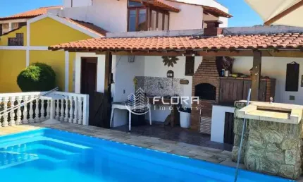 Casa com 4 dormitórios à venda, 220 m² por R$ 745.000 - Itaipu - Niterói/RJ