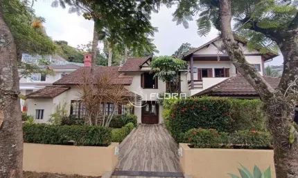 Casa com 4 dormitórios à venda, 452 m² por R$ 2.500.000,00 - Piratininga - Niterói/RJ