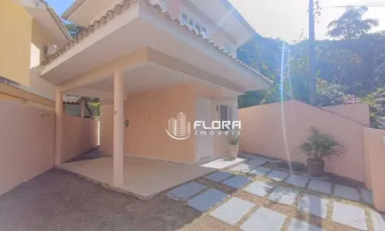 Casa com 3 dormitórios à venda, 150 m² por R$ 950.000,00 - Piratininga - Niterói/RJ