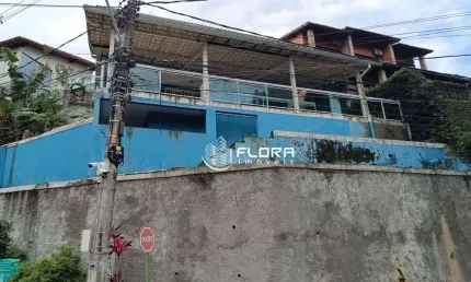 Casa com 3 dormitórios à venda, 250 m² por R$ 990.000,00 - Itaipu - Niterói/RJ