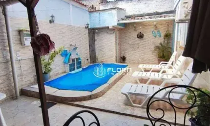 Casa com 4 dormitórios à venda, 156 m² por R$ 500.000 - Serra Grande - Niterói/RJ