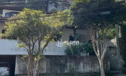 Casa com 6 dormitórios à venda, 250 m² por R$ 1.450.000,00 - Charitas - Niterói/RJ