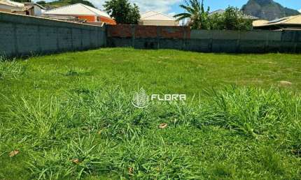 Terreno Linear, no Condomínio Vale dos Cajueiros com 365 m², à venda por R$ 120.000,00, Cajueiros, Maricá - RJ