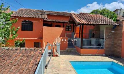 Casa no Centro de Maricá, com Piscina e Área Gourmet, à venda por R$ 450.000,00, Maricá - RJ