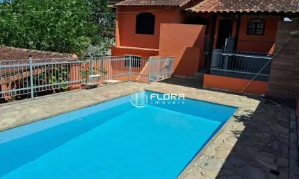 Casa com 3 quartos, área gourmet, piscina, com 160 m², à venda por r$ 399.000 - centro - maricá/rj