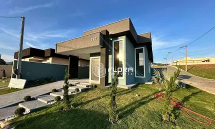 Casa de esquina com 3 quartos á venda no condomínio Dom Village em Maricá por R$ 560.000