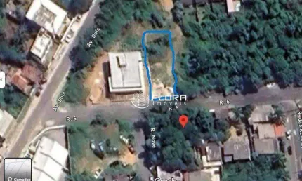 Terreno linear em localização privilegiada, com Projeto para 4 casas aprovado, à venda por R$ 180.000 ; São José do Imbassaí - Maricá - Rj