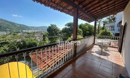 Casa com 3 dormitórios à venda, 350 m² por R$ 1.390.000 - São Francisco - Niterói/RJ