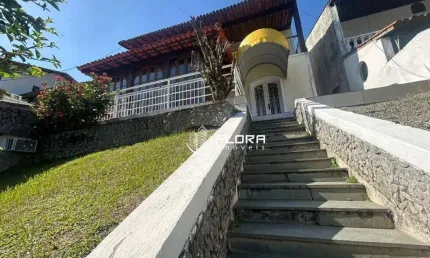 Casa com 3 dormitórios à venda, 350 m² por r$ 1.390.000 - são francisco - niterói/rj