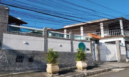 Casa com 2 dormitórios à venda, 170 m² por R$ 450.000,00 - Mutondo - São Gonçalo/RJ
