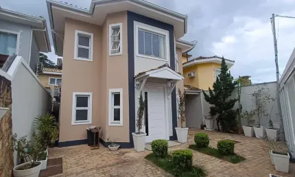 Casa com 3 dormitórios à venda, 143 m² por r$ 750.000,00 - itaipu - niterói/rj