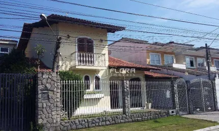 Casa à venda, 260 m² por R$ 1.050.000,00 - Piratininga - Niterói/RJ