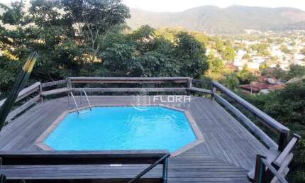 Casa com 3 dormitórios à venda, 140 m² por R$ 820.000,00 - Serra Grande - Niterói/RJ