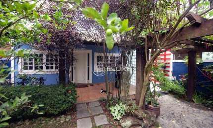 Casa com 6 dormitórios à venda, 300 m² por R$ 890.000,00 - Maria Paula - Niterói/RJ