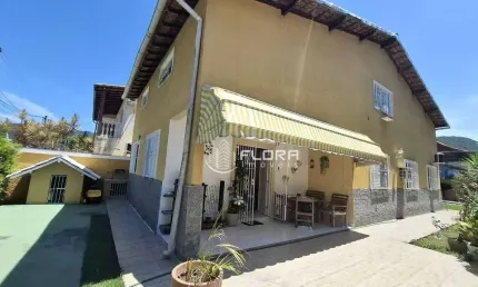 Casa com 3 quartos à venda na Rua Jornalista Jairo Mendes, 242, Piratininga, Niterói