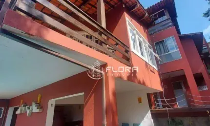 Casa com 4 dormitórios à venda, 350 m² por R$ 1.300.000,00 - Piratininga - Niterói/RJ