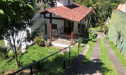Casa com 4 dormitórios à venda, 320 m² por R$ 750.000,00 - Maria Paula - São Gonçalo/RJ