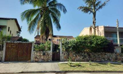 Casa com 4 dormitórios à venda, 217 m² por R$ 850.000,00 - Itaipu - Niterói/RJ
