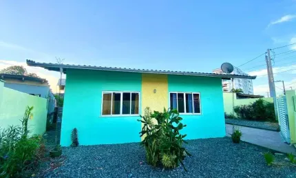 Casa com 3 dormitórios à venda por R$ 750.000,00 - São Pedro - Navegantes/SC