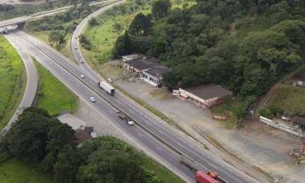 Área à venda, 9820 m² por R$ 7.500.000 - BR 101 - Penha/SC