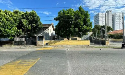 Terreno à venda, 264 m² por R$ 800.000 - Gravatá - Navegantes/SC