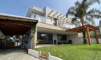 Casa com 3 quartos à venda no Centro, Penha 