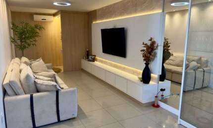 Apartamento de 03 dormitórios  à 200 metros do mar,Gravatá
