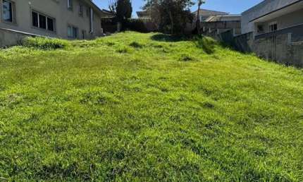 Terreno em Condomínio para Venda em Santana de Parnaíba, Tamboré