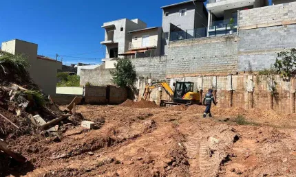 Terreno à venda na Rua das Alpinias, Portais (Polvilho), Cajamar