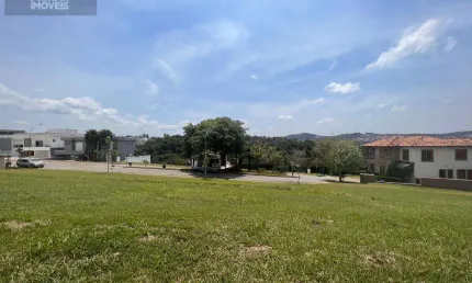 Terreno em Condomínio para Venda em Santana de Parnaíba, Alphaville