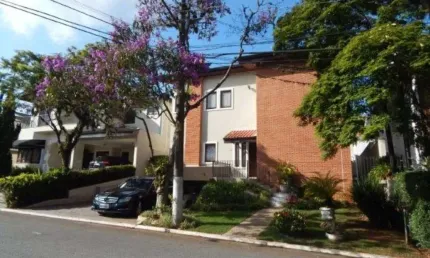 Casa em Condomínio para Venda em Santana de Parnaíba, Alphaville, 5 dormitórios, 1 suíte, 2 banheiros, 2 vagas
