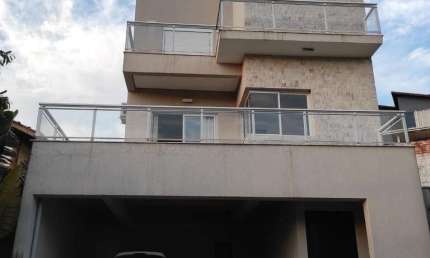 Casa em Condomínio para Locação em Santana de Parnaíba, Suru, 3 dormitórios, 3 suítes, 4 banheiros, 2 vagas