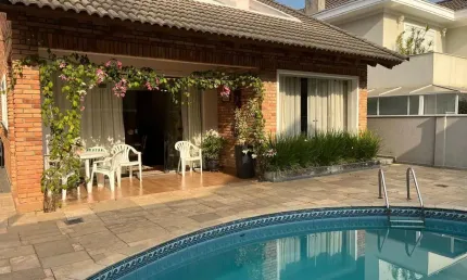 Casa em condomínio para venda em santana de parnaíba, alphaville, 4 dormitórios, 2 suítes, 3 banheiros, 2 vagas