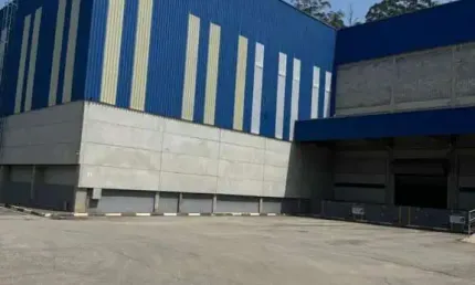 Barracão / Galpão / Depósito para alugar na Praça Benedito Martins da Cruz, 001, Centro, Cajamar