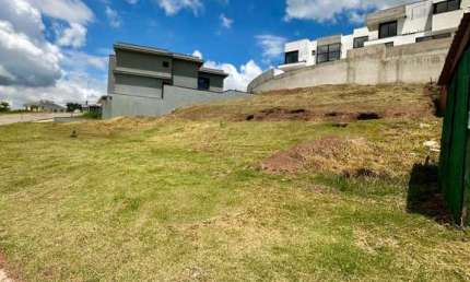 Terreno em Condomínio para Venda em Santana de Parnaíba, Tamboré