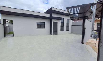 Casa para Venda em Jundiaí, Jardim Vale Verde, 3 dormitórios, 1 suíte, 2 banheiros, 4 vagas