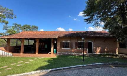 Sítio para Venda em Jundiaí, Champirra, 4 dormitórios, 2 banheiros