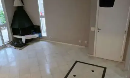 Casa em Condomínio para Locação em Barueri, Residencial Tamboré, 4 dormitórios, 1 suíte, 2 banheiros, 2 vagas