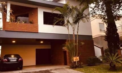 Casa em Condomínio para Locação em Santana de Parnaíba, Alphaville, 4 dormitórios, 2 suítes, 3 banheiros, 6 vagas