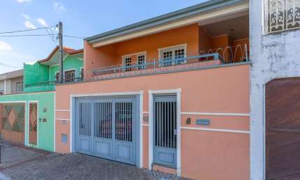 Casa para Venda em Jundiaí, Jardim Florestal, 3 dormitórios, 1 suíte, 3 banheiros, 2 vagas