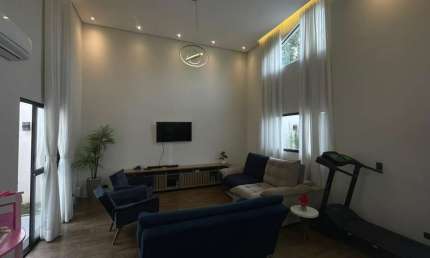 Casa para Venda em Jundiaí, Medeiros, 3 dormitórios, 3 suítes, 4 banheiros, 3 vagas