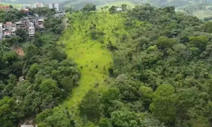 Terreno à venda na Rua dos Cristais, 0001, Jordanésia, Cajamar