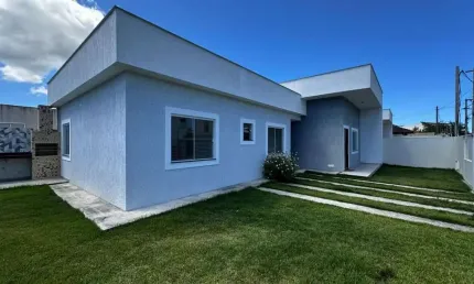 Casa para Venda em São Pedro da Aldeia, Nova São Pedro, 3 dormitórios, 1 suíte, 2 banheiros, 2 vagas