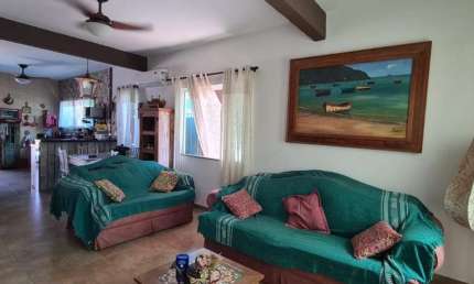 Casa para Venda em Cabo Frio, PERÓ, 2 dormitórios, 1 suíte, 3 banheiros, 2 vagas
